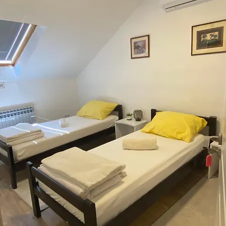 Casaletto Apartament *